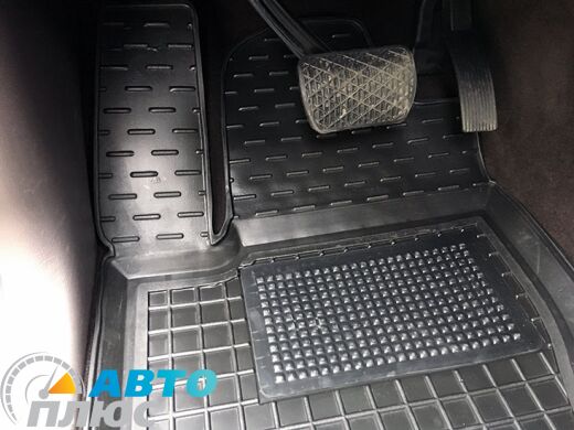 Автомобильные коврики в салон Mercedes GL (X166) 12-/GLS 14- (7 мест) (Avto-Gumm)