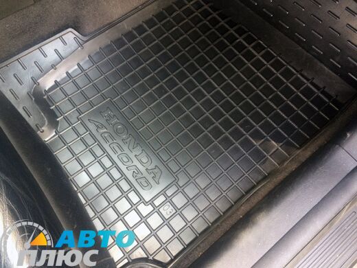 Передние коврики в автомобиль Honda Accord 2003-2007 (Avto-Gumm)