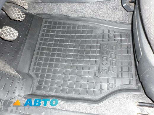 Автомобільні килимки в салон Skoda Fabia 2 2007-2015 (Avto-Gumm)