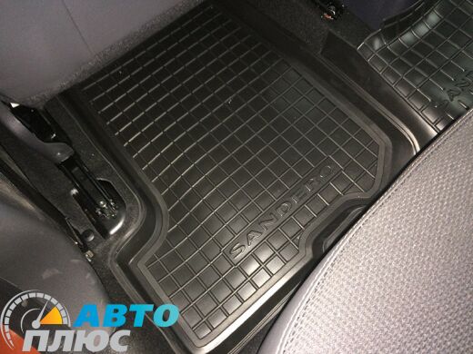 Автомобильные коврики в салон Renault Sandero 2013- (Avto-Gumm)