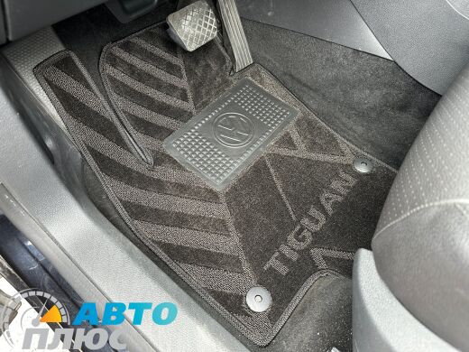 Композитні килимки в салон Volkswagen Tiguan 2007- (X) чорні AVTO-Tex