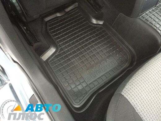 Автомобильные коврики в салон Skoda SuperB 2008-2014 (AVTO-Gumm)