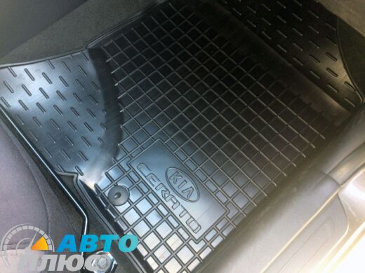 Автомобильные коврики в салон Kia Cerato 2009-2013 (Avto-Gumm)