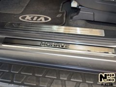 Накладки на пороги Kia Mohave 2009- (Premium)