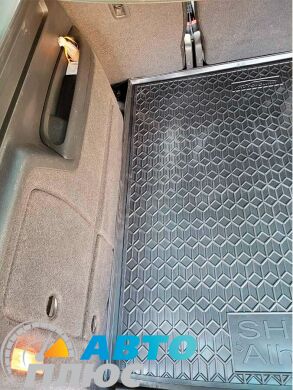 Автомобильный коврик в багажник Volkswagen Sharan 10-/Seat Alhambra 10- 5 мест (AVTO-Gumm)