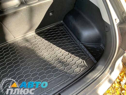Автомобильный коврик в багажник Kia Niro 2018- с органайзером (Avto-Gumm)