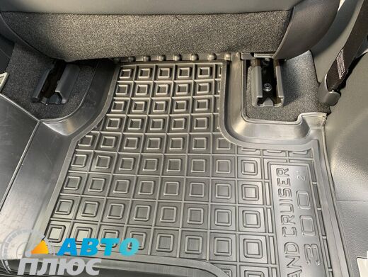 Автомобильные коврики в салон Toyota Land Cruiser 300 2021- (AVTO-Gumm)