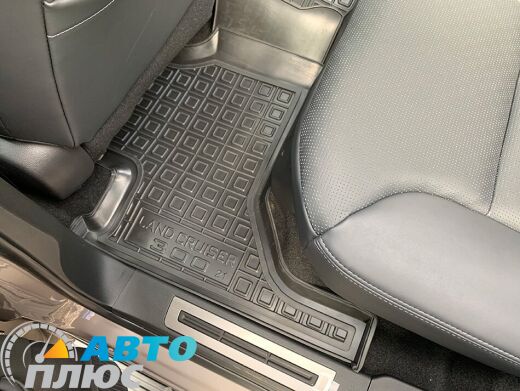 Автомобильные коврики в салон Toyota Land Cruiser 300 2021- (AVTO-Gumm)