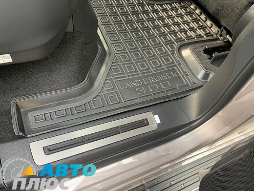 Автомобильные коврики в салон Toyota Land Cruiser 300 2021- (AVTO-Gumm)