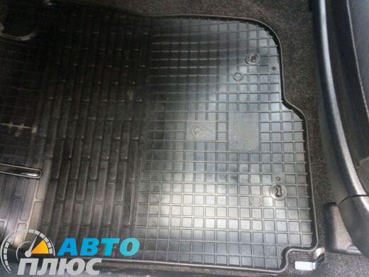 Передние резиновые коврики Toyota RAV4 2006-2013 (Stingray)