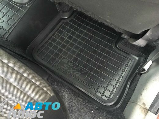 Автомобильные коврики в салон Suzuki SX4/Swift 2006- (AVTO-Gumm)