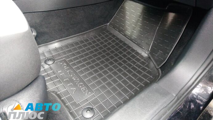 Автомобільні килимки в салон Volkswagen Jetta 2011- (Avto-Gumm)