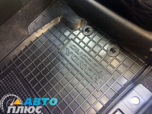 Автомобильные коврики в салон Honda Accord 2003-2007 (Avto-Gumm)
