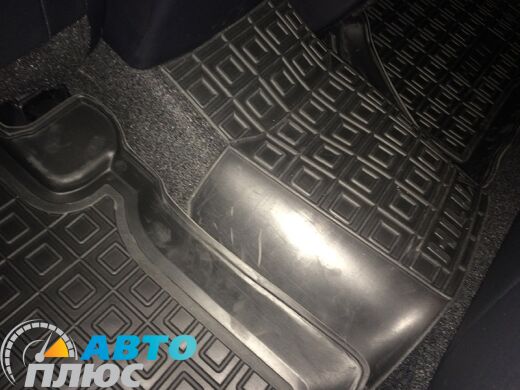 Автомобильные коврики в салон Toyota Hilux 2016- (Avto-Gumm)