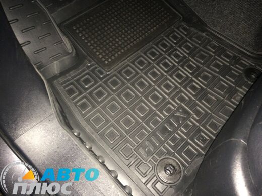 Автомобильные коврики в салон Toyota Hilux 2016- (Avto-Gumm)