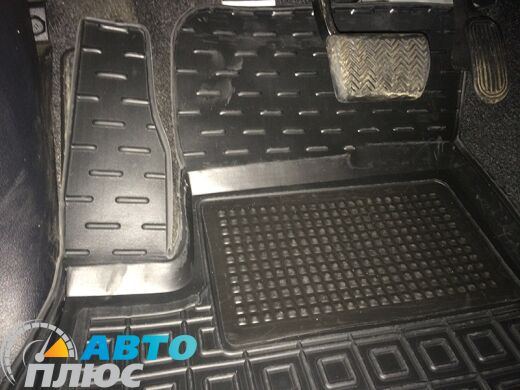 Автомобильные коврики в салон Toyota Hilux 2016- (Avto-Gumm)