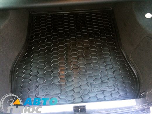 Автомобильный коврик в багажник Audi A4 (B5) 1994- Universal (Avto-Gumm)