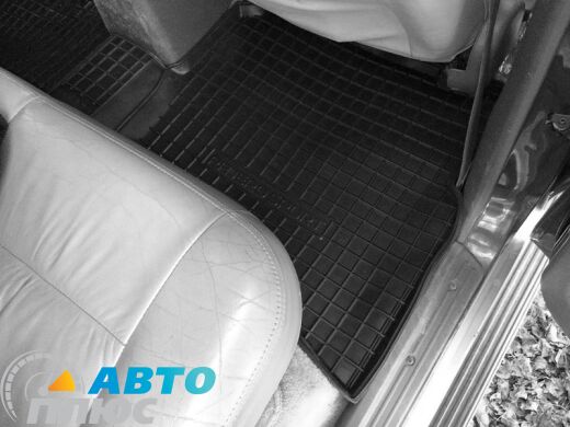 Автомобільні килимки в салон Mitsubishi Pajero Sport 1998-2007 (Avto-Gumm)