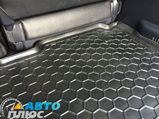 Автомобильный коврик в багажник Mitsubishi Pajero Wagon 3/4 99-/07- (Avto-Gumm)