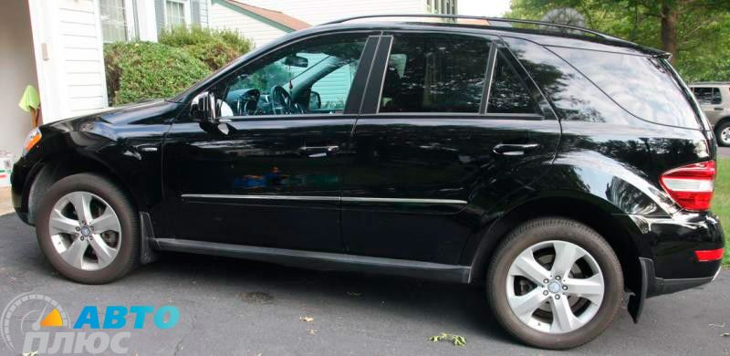 Комплект брызговиков Mercedes ML (W164) 2005-2011 (без порогов) (AVTM)