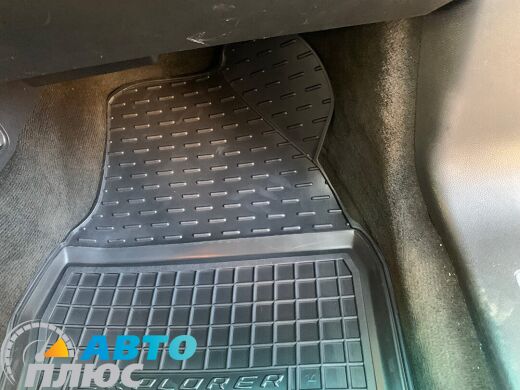 Автомобільні килимки в салон Ford Explorer 2010- (Avto-Gumm)