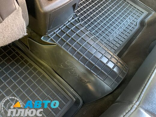Автомобільні килимки в салон Ford Explorer 2010- (Avto-Gumm)