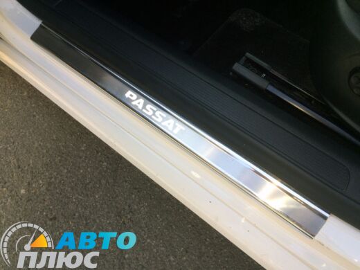 Накладки на пороги Volkswagen Passat B6/B7/CC 2005- (Premium)