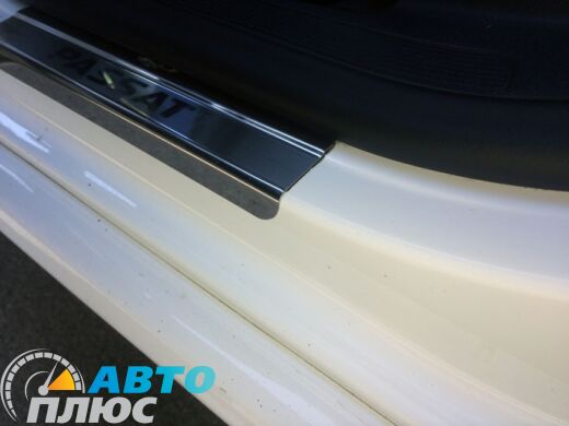 Накладки на пороги Volkswagen Passat B6/B7/CC 2005- (Premium)