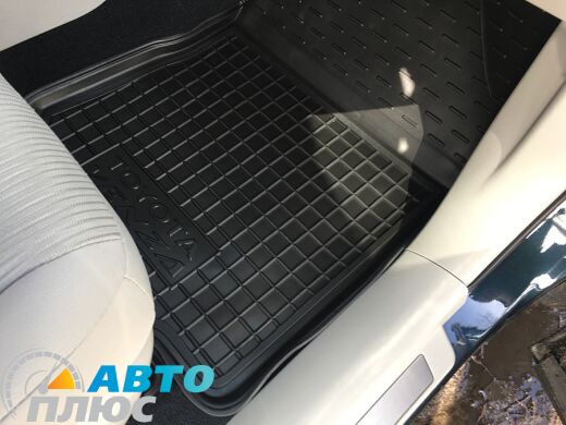 Передние коврики в автомобиль Toyota Venza 2013- (Avto-Gumm)