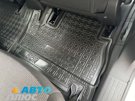 Автомобільні килимки в салон Opel Combo 2019- BASE (AVTO-Gumm)