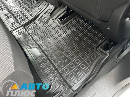 Автомобільні килимки в салон Opel Combo 2019- BASE (AVTO-Gumm)