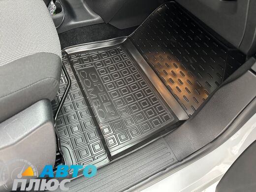 Автомобільні килимки в салон Opel Combo 2019- BASE (AVTO-Gumm)