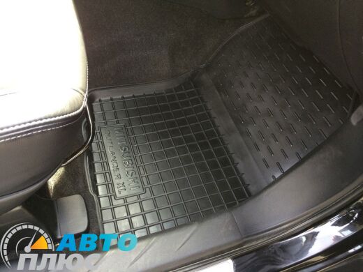 Автомобільні килимки в салон Mitsubishi Outlander XL 2007-2012 (Avto-Gumm)