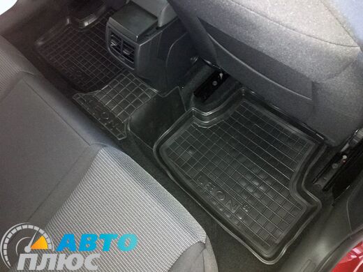 Автомобильные коврики в салон Seat Leon 2013- (5 дверей) (Avto-Gumm)