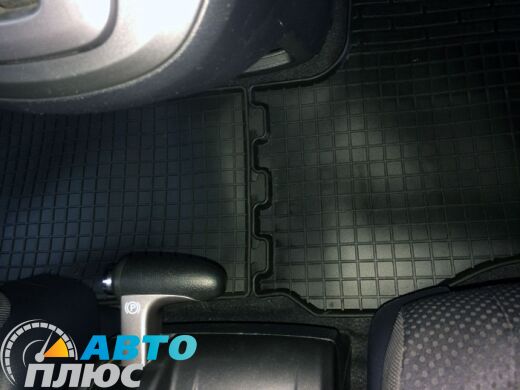 Передние резиновые коврики Honda CR-V 2007- (Stingray)