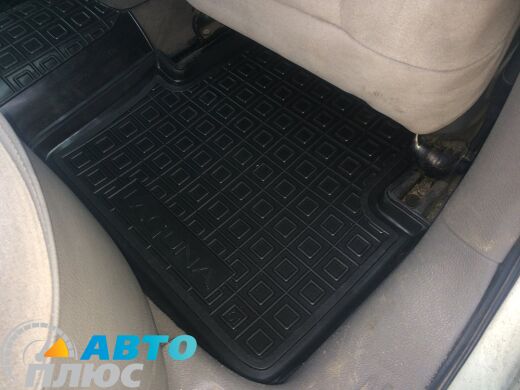 Автомобильные коврики в салон Renault Laguna 2 2001-2007 (Avto-Gumm)