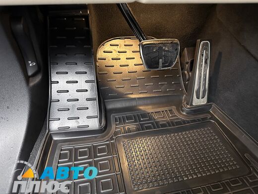 Автомобільні килимки в салон BMW X7 (G07) 2018- (AVTO-Gumm)