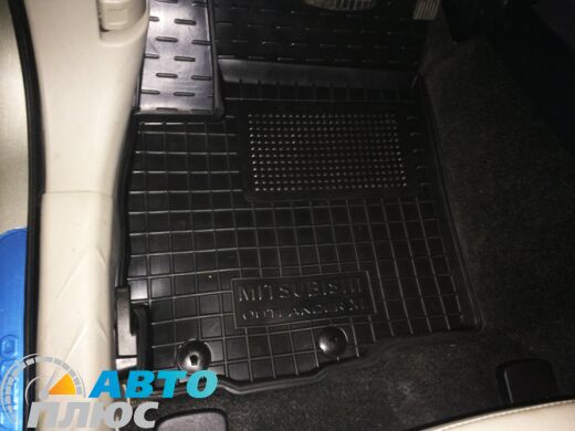 Автомобільні килимки в салон Mitsubishi Outlander XL 2007-2012 (Avto-Gumm)