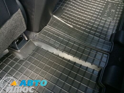 Автомобільні килимки в салон Toyota RAV4 2013-2016 (Avto-Gumm)