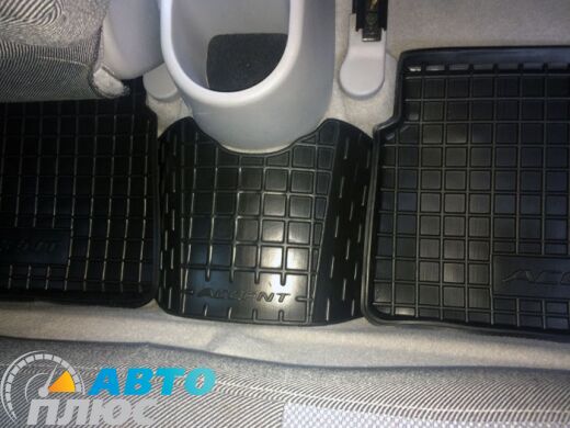 Автомобильные коврики в салон Hyundai Accent 2006-2010 (Avto-Gumm)