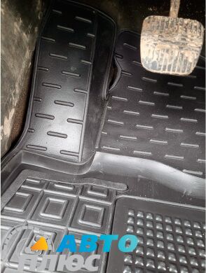 Передние коврики в автомобиль Nissan Navara King Cab 2005- (AVTO-Gumm)