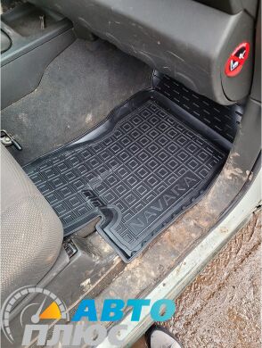 Передние коврики в автомобиль Nissan Navara King Cab 2005- (AVTO-Gumm)