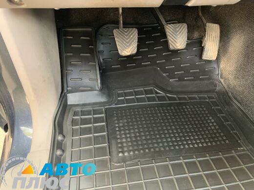 Водительский коврик в салон Mitsubishi L200 2016- Invite (Avto-Gumm)