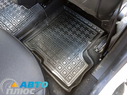 Автомобильные коврики в салон Renault Duster 2018- (Avto-Gumm)