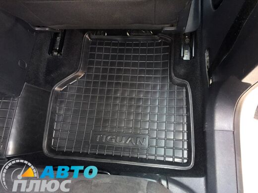 Автомобільні килимки в салон Volkswagen Tiguan 2007-2016 (Avto-Gumm)