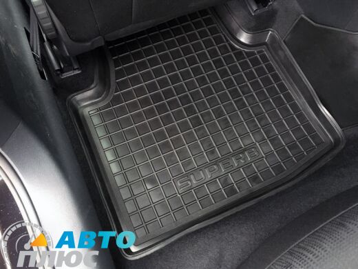 Автомобильные коврики в салон Skoda SuperB 2015- (Avto-Gumm)