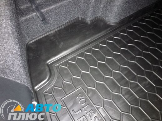 Автомобильный коврик в багажник Volkswagen Jetta 2011- Mid (Avto-Gumm)