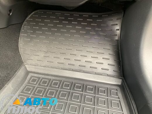 Автомобільні килимки в салон Mitsubishi Outlander 2017- PHEV (Avto-Gumm)