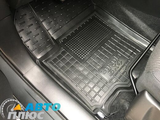 Автомобильные коврики в салон Suzuki SX4 2013- (Avto-Gumm)