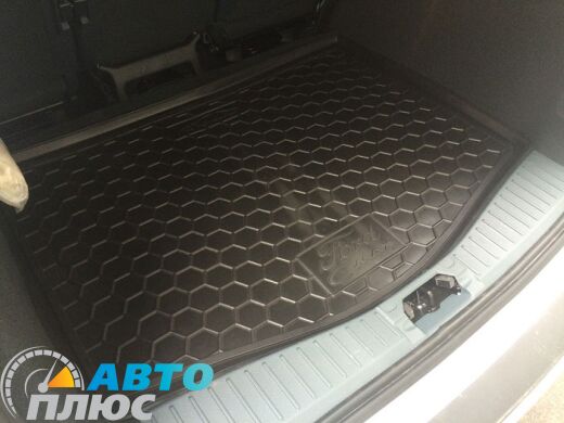 Автомобильный коврик в багажник Ford C-Max 2011- (Avto-Gumm)